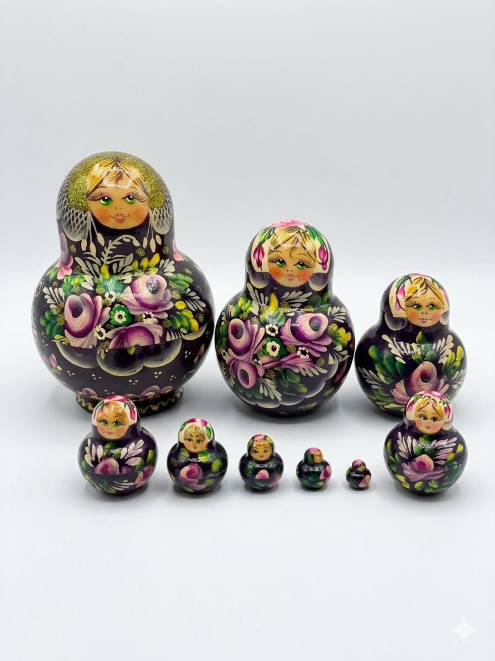 Vintage Artist Signed Hand-Painted Russian Matryoshka Nesting Dills 9-Piece Set